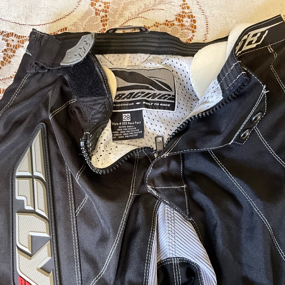 Fly Racing 303 Race Pants Mens 28 Motocross BMX Dirt Bike Black Gray White - Picture 8 of 10